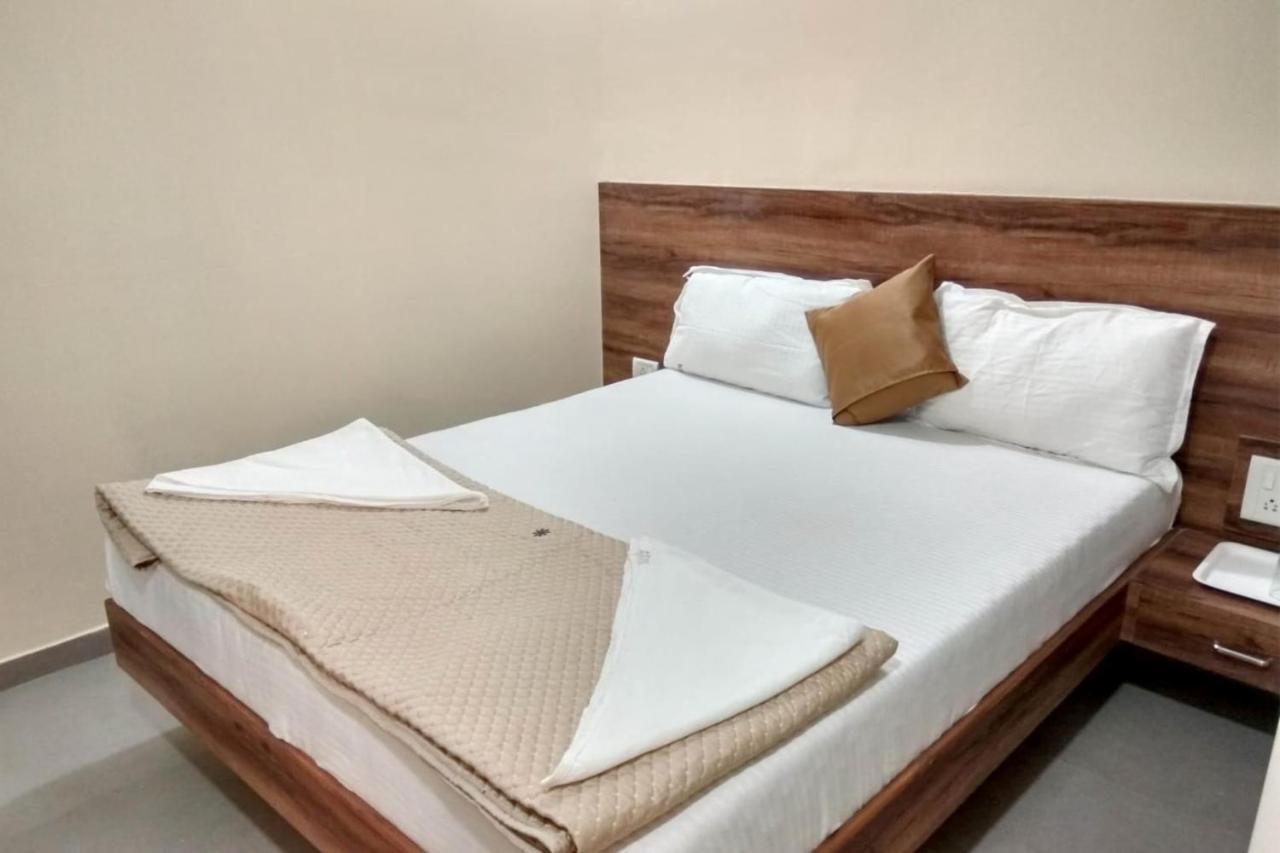 Terminus Square Hotel Kurla Kültér fotó