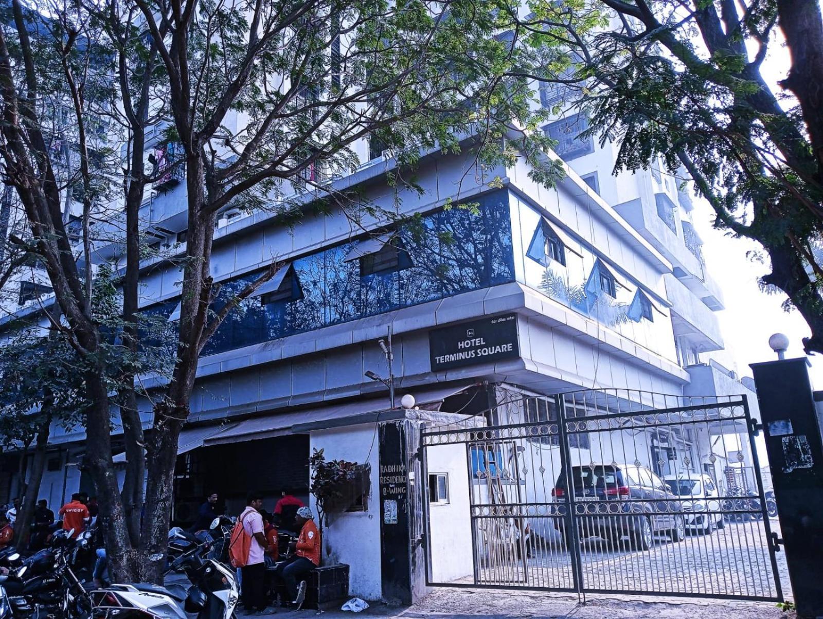 Terminus Square Hotel Kurla Kültér fotó