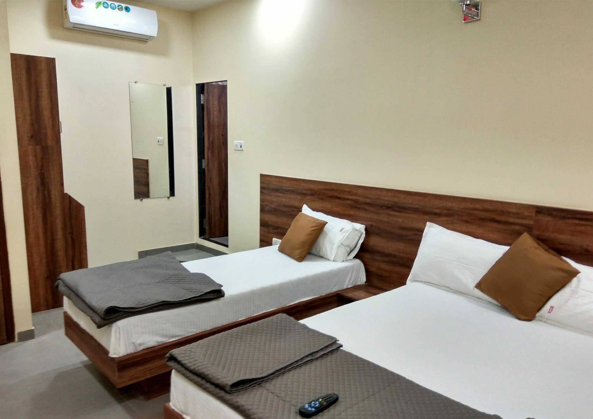 Terminus Square Hotel Kurla Kültér fotó